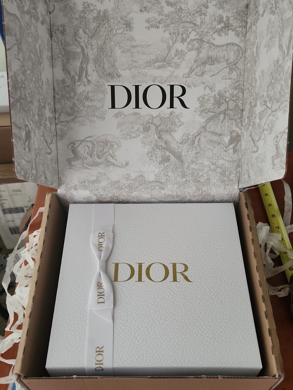 Dior Full Inclusion Giftbox - Picture 1 of 16